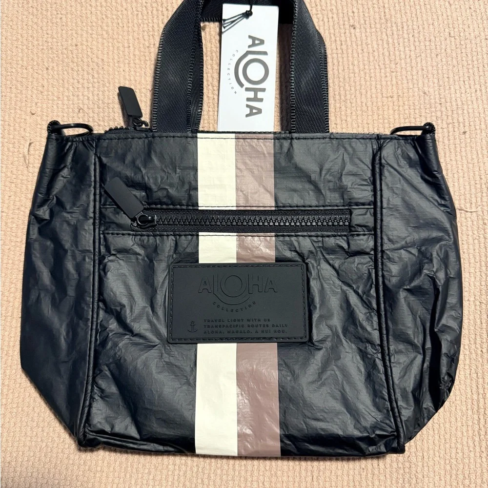 NWT ALOHA Collection Black and Brown Le Voyager Crossbody Bag - Picture 1 of 7